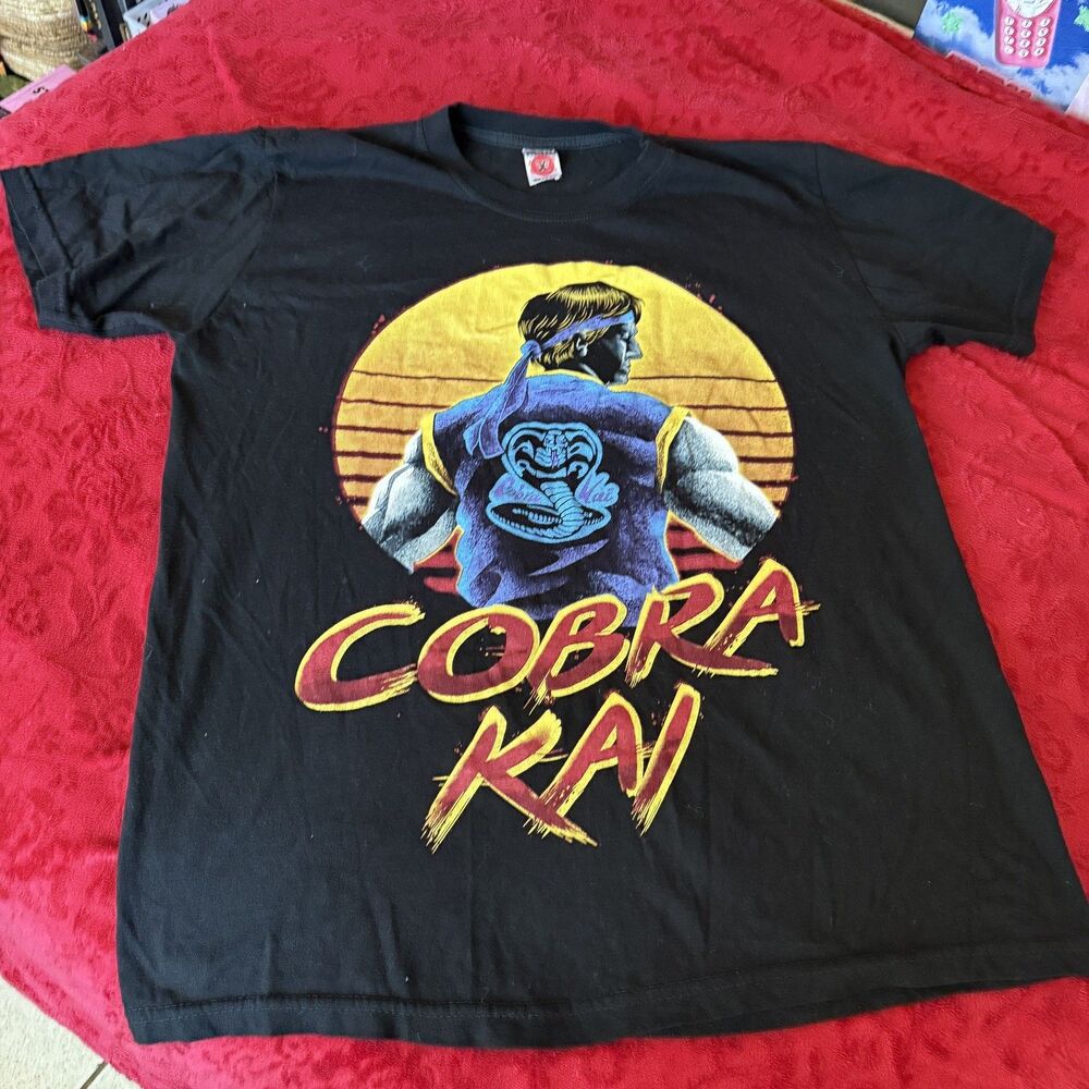 Cobra Kai Logo Graphic T-shirt Men Large Black Short Sleeve